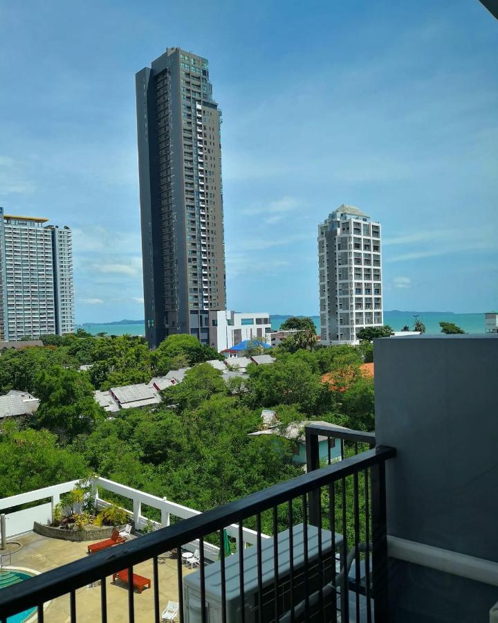 Trio Gems Condo Pattaya, Thailand Haat Jomtien Eksteriør bilde