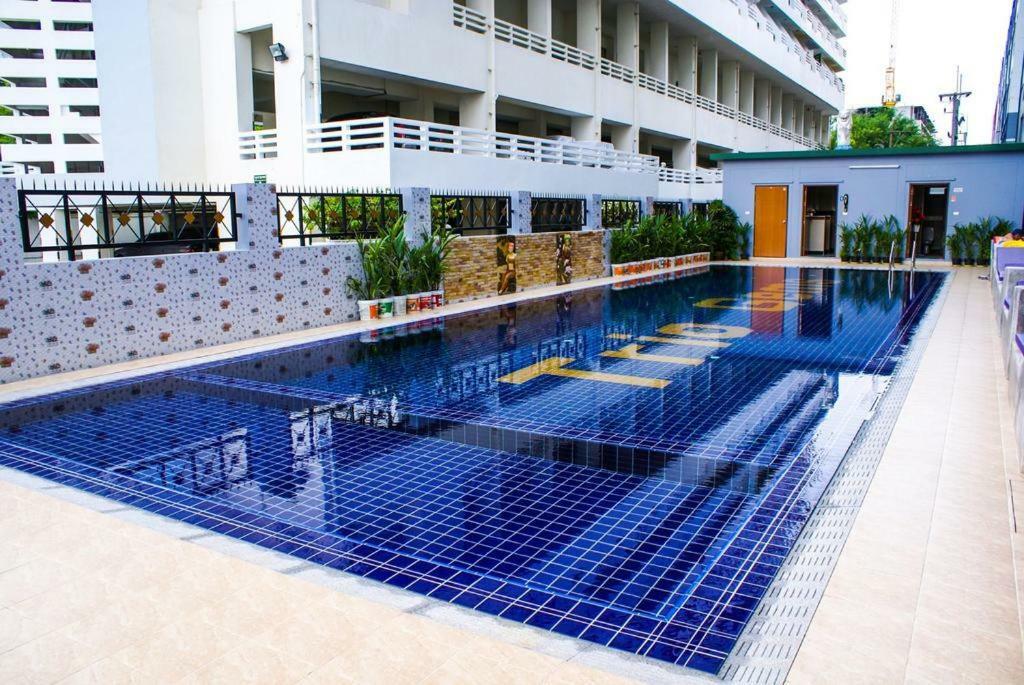 Trio Gems Condo Pattaya, Thailand Haat Jomtien Eksteriør bilde